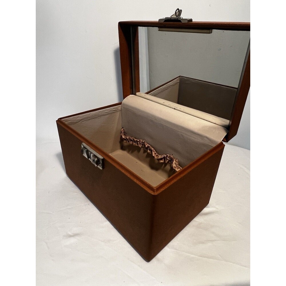 Vtg 50s Luce Hard Shell Train Case Brown FauxLeather Cosmetic Makeup Box Luggage